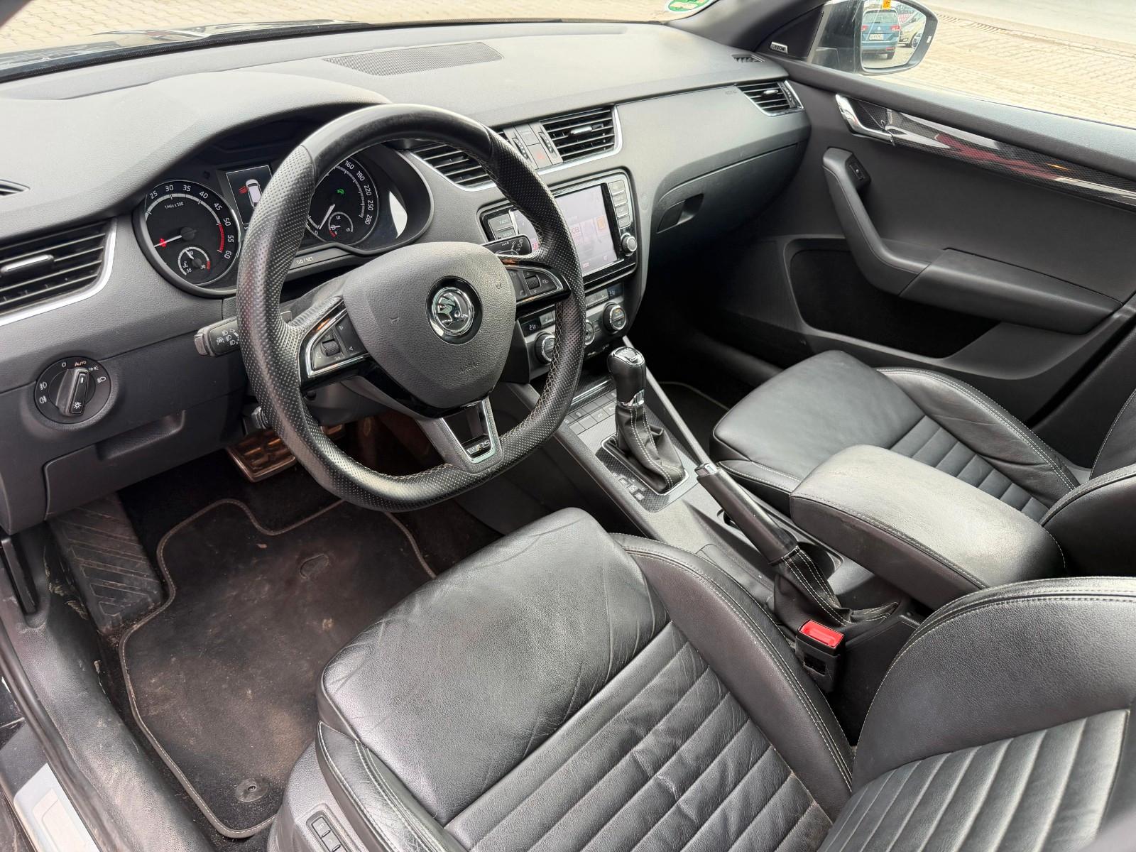 Skoda Octavia Combi RS*PANO*LEDER*KAMERA*