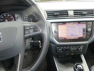 Bild 6 Seat Arona Style mit Navigation