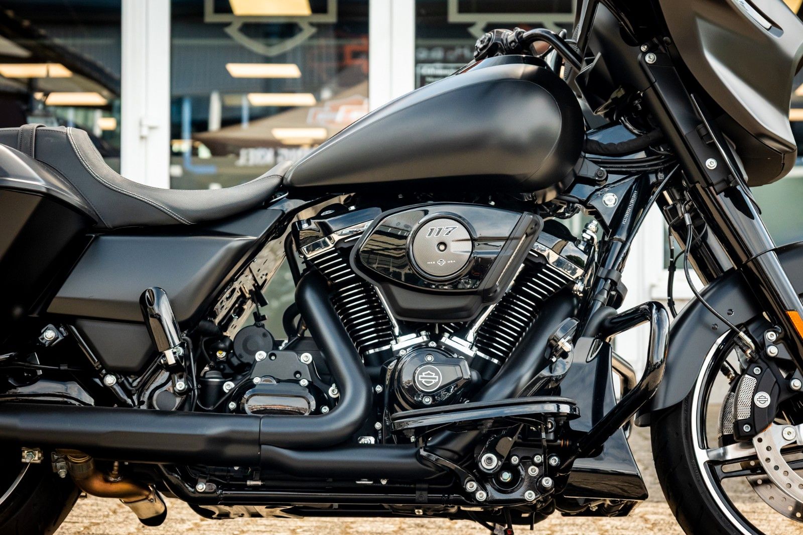 Fahrzeugabbildung Harley-Davidson Street Glide FLHX MY24 117cui - Touring
