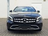 Mercedes-Benz GLA 180d CDI-Navi-Temp.-Teileder-ILS-Shz-Keyless - schwarze Mercedes-Benz GLA 180