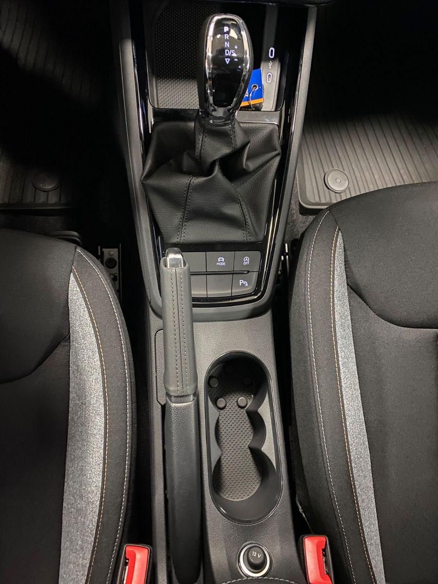 Fahrzeugabbildung SKODA Kamiq 1.0 TSI DSG Selection+KAMERA+PDC+16"Alu+BC