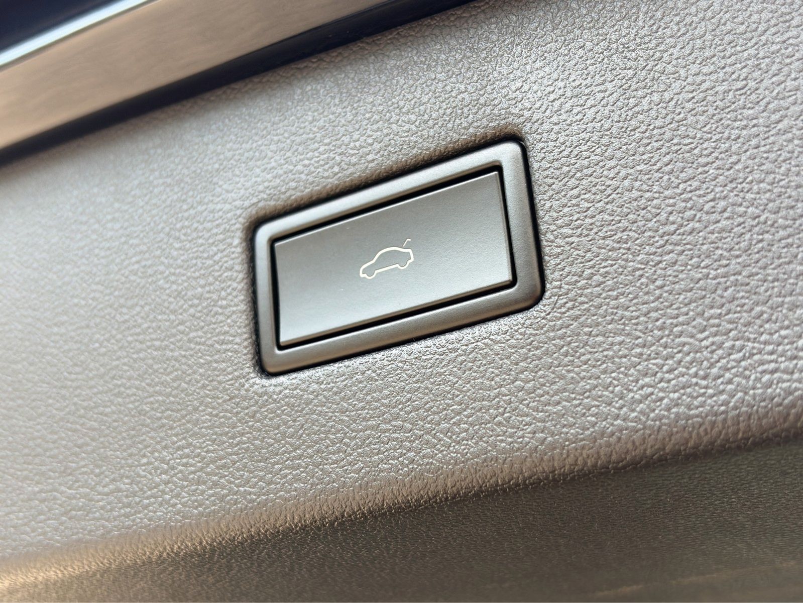 Fahrzeugabbildung Volkswagen Tiguan Allspace Highline 4Motion*7Sitzer*Pano**