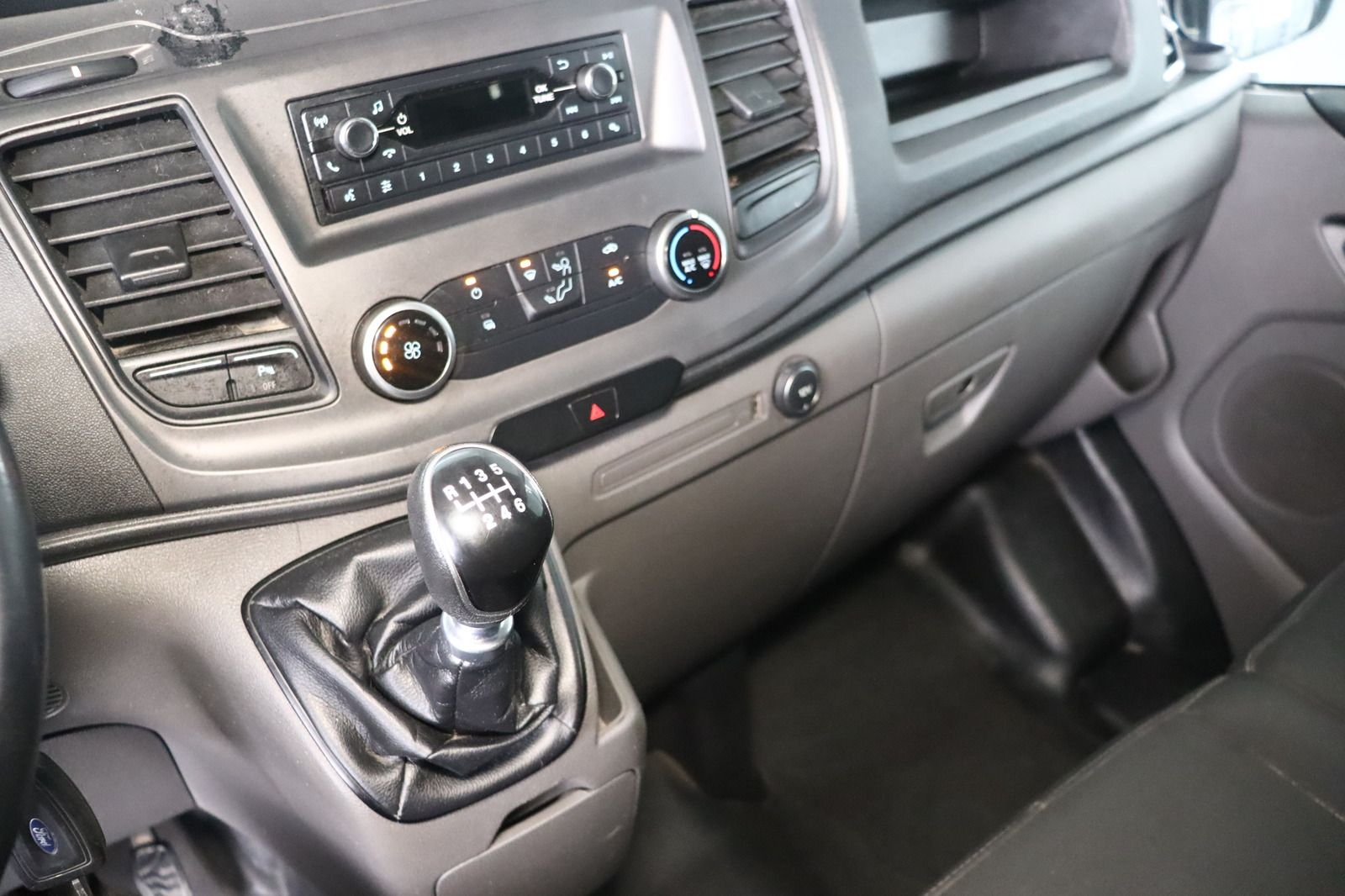 Fahrzeugabbildung Ford Transit Custom Kasten 280 L1H1 LKW Trend