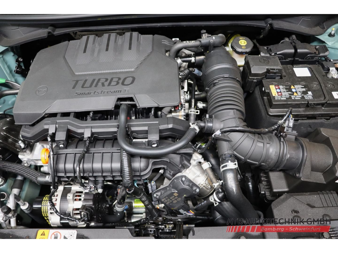 Fahrzeugabbildung Hyundai BAYON Select 1.0 T-GDi M/T 100PS Navi ACC Apple