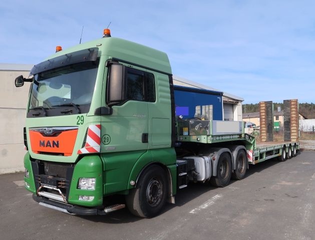 MAN TGX 26.560 6x4 BLS kompl. Zug Faymonville