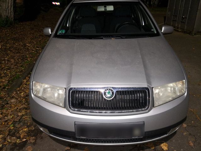 Skoda Fabia 1,4i 16V Comfort TÜV 8/25 weni...