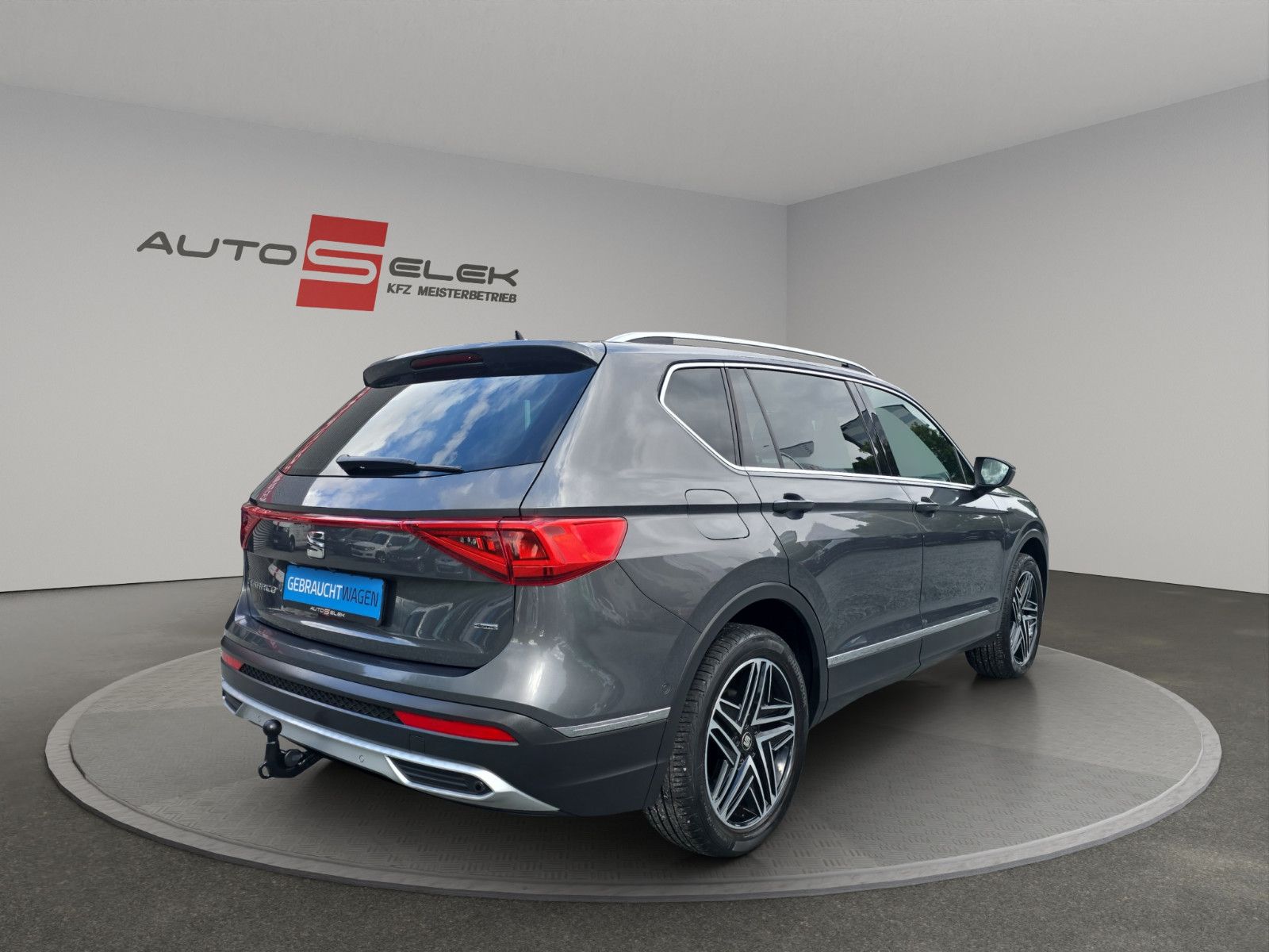 Fahrzeugabbildung SEAT Tarraco Xcellence 4Drive/7-Sitzer/360°