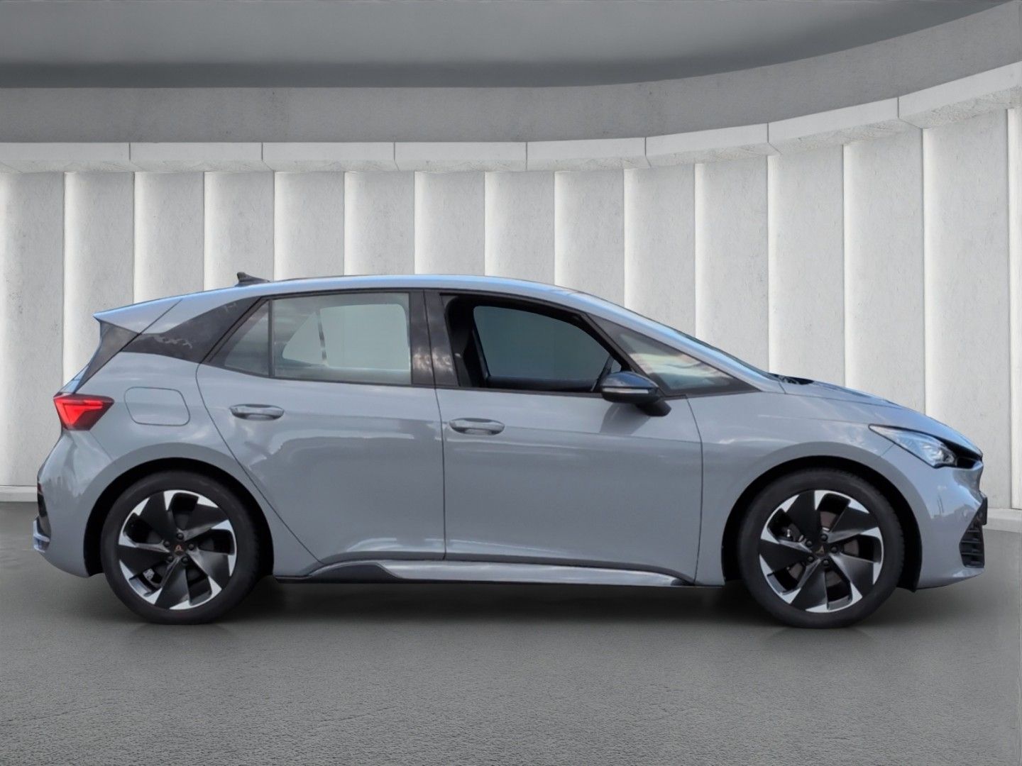 Cupra Born 204PS*LED 19*Alu Full-Link PDCv+h heizb.Lkr imagem 3
