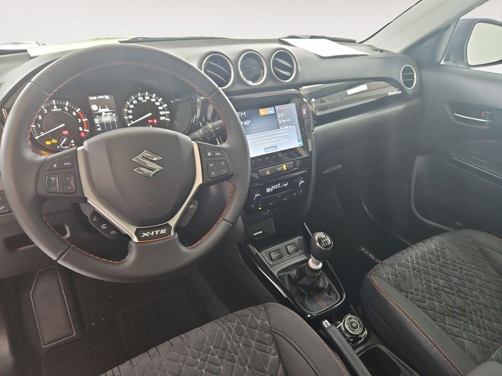 Fahrzeugabbildung Suzuki Vitara 1.4 Boosterjet Hybrid Allgrip Comfort+ X-