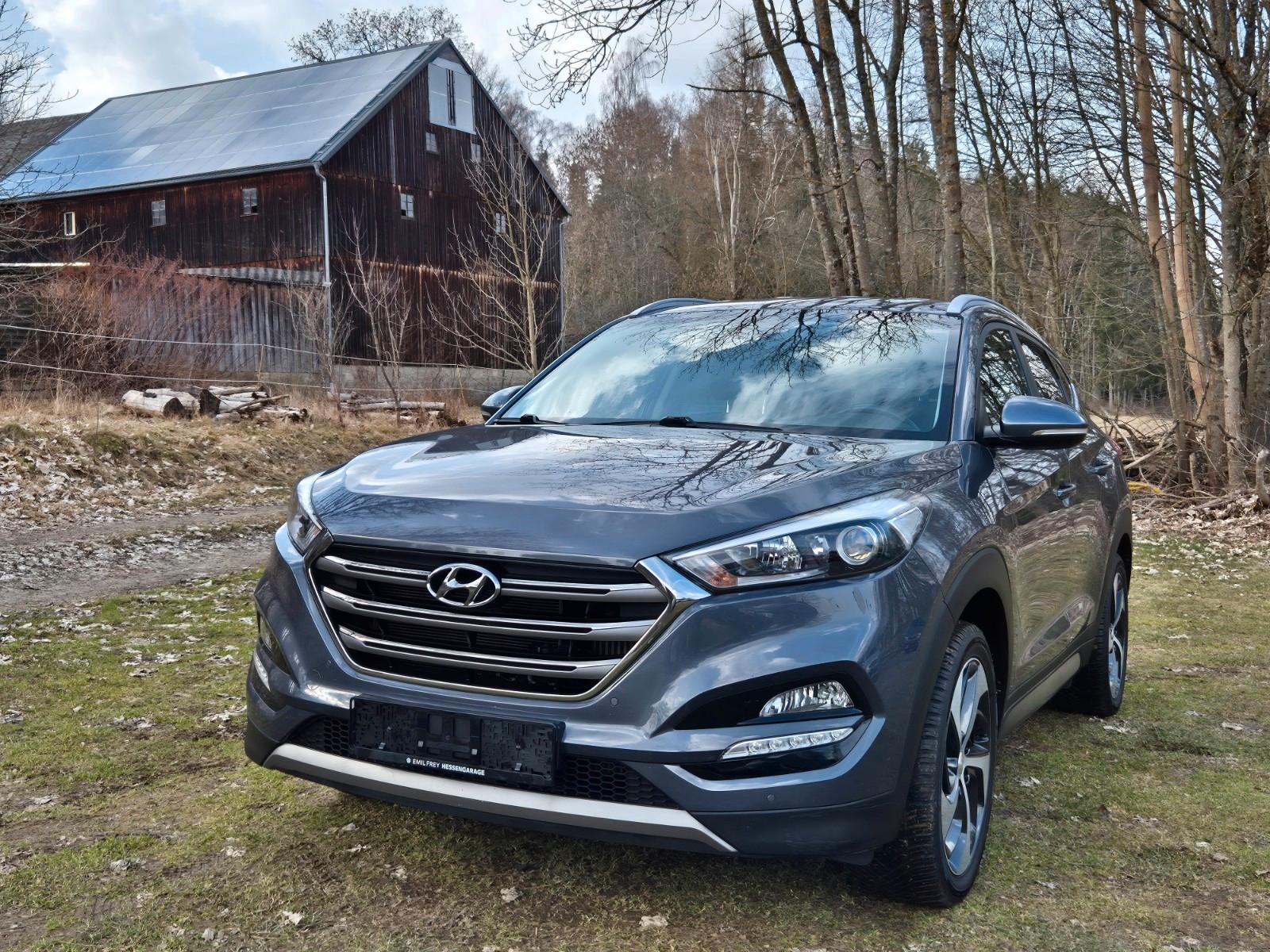 Hyundai Tucson Style 4WD AUT*CAM*NAV*1.HD*44TKM+S-HEFT*
