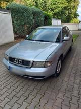 Audi A4 B5 1.6 Silber - Audi A4 aus 1997: 1.6