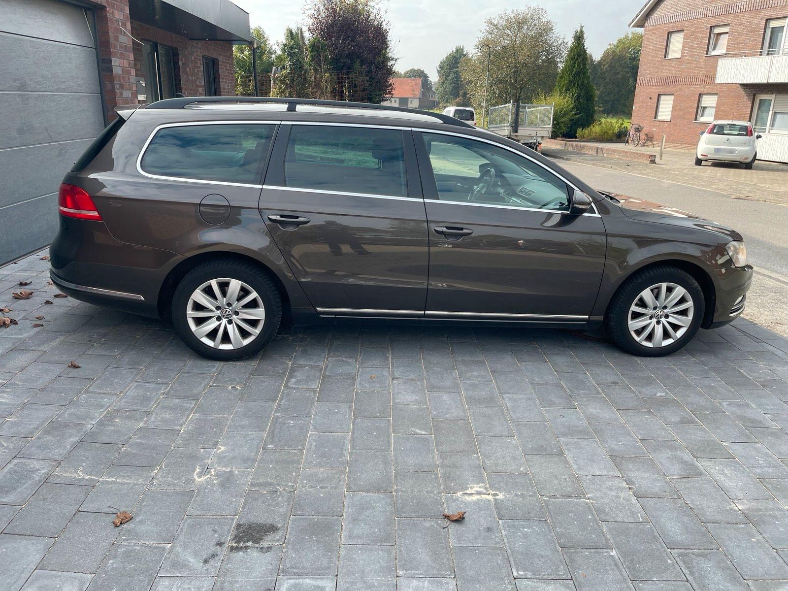 Volkswagen Passat 2012 — photo 5