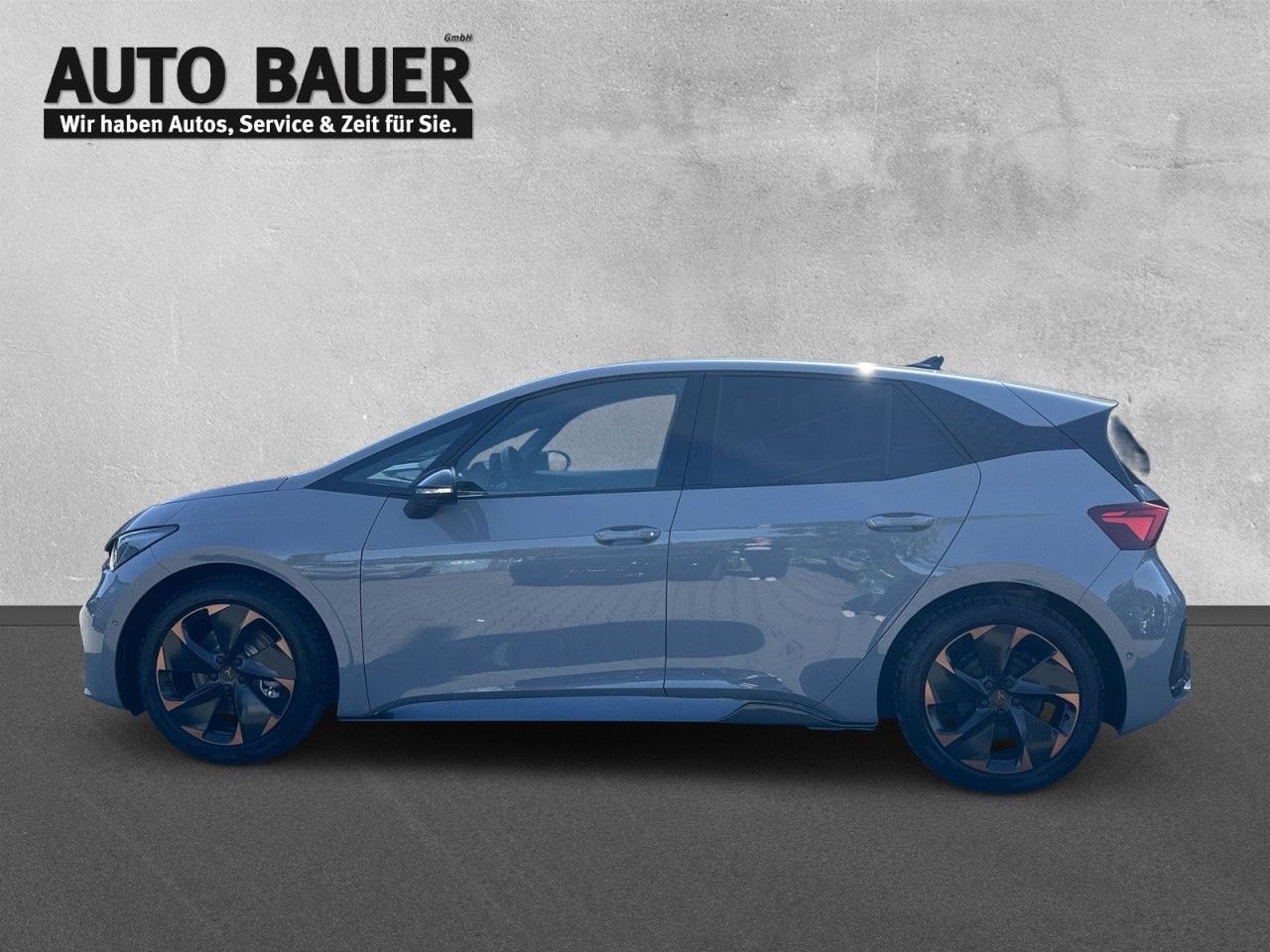 Fahrzeugabbildung CUPRA Born 170 kW Edition Dynamic - mit KI generiert/bearbeitet