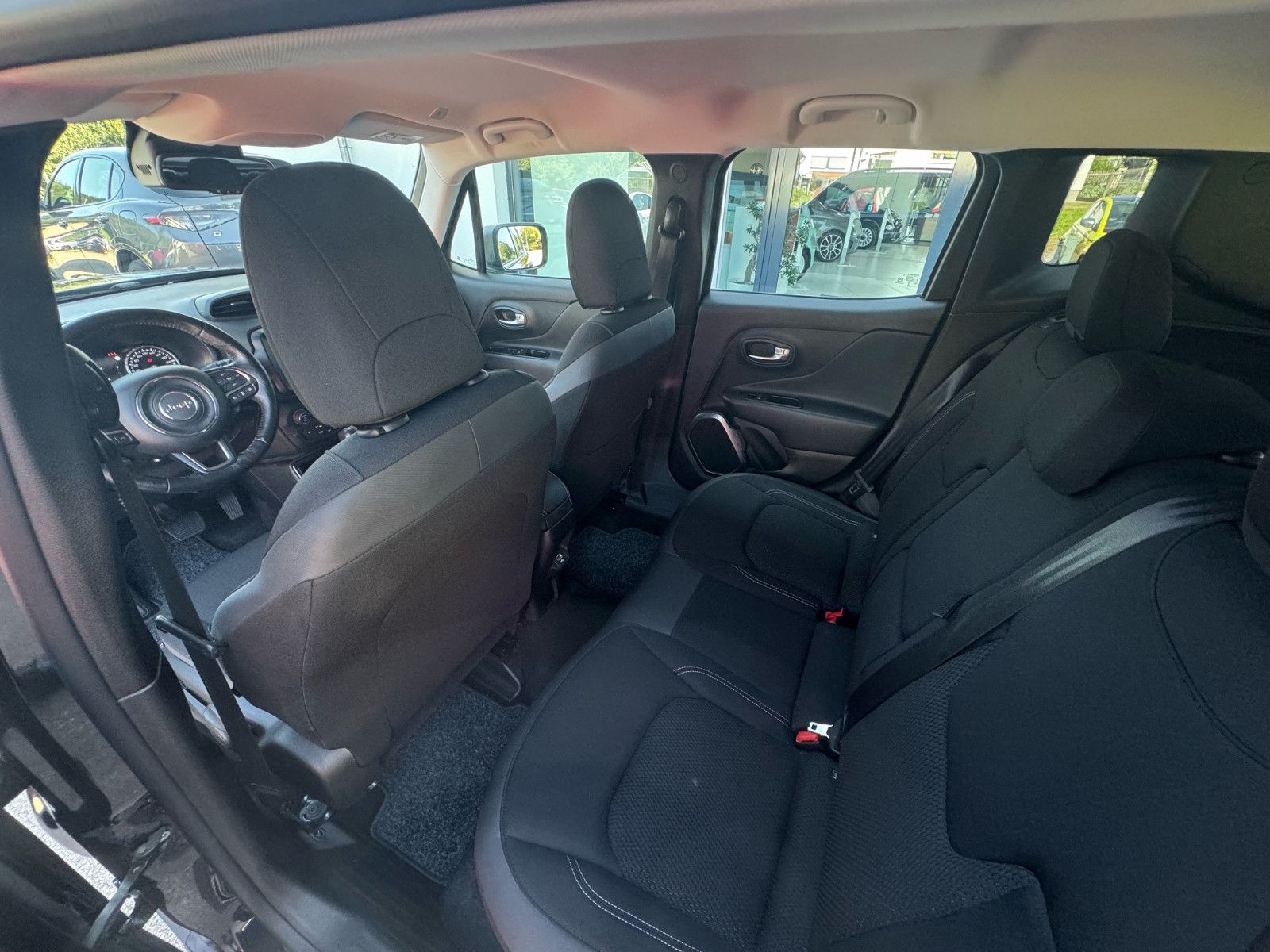 Fahrzeugabbildung Jeep Renegade Limited FWD