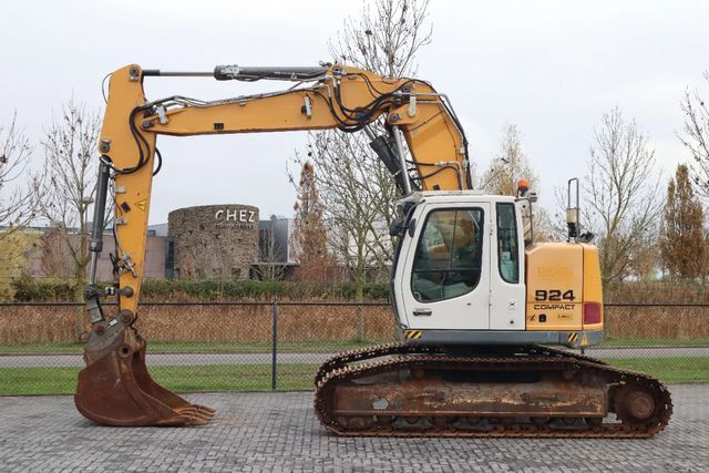 Liebherr R 924 COMPACT LITRONIC | BUCKET | QUICK COUPLER