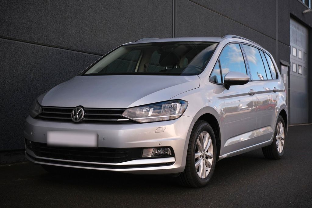 Image of Volkswagen Touran