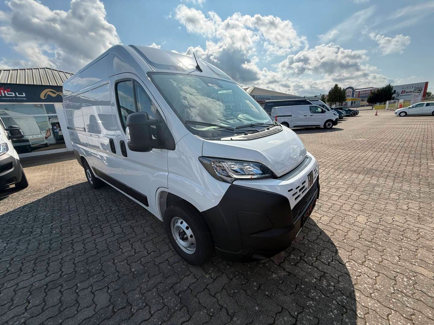 Fahrzeugabbildung Fiat DUCATO 33 L2H2 KAWA