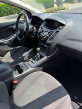 Ford Focus 2,0TDCi 103kW DPF Titanium Turnier Tit... - Ford Focus aus 2012 mit Diesel-Antrieb: Kombi