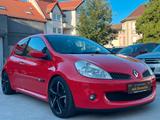 Renault Clio 2.0 16V 197 CV RS - Renault: 19 16v