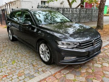Volkswagen Passat Variant - 2