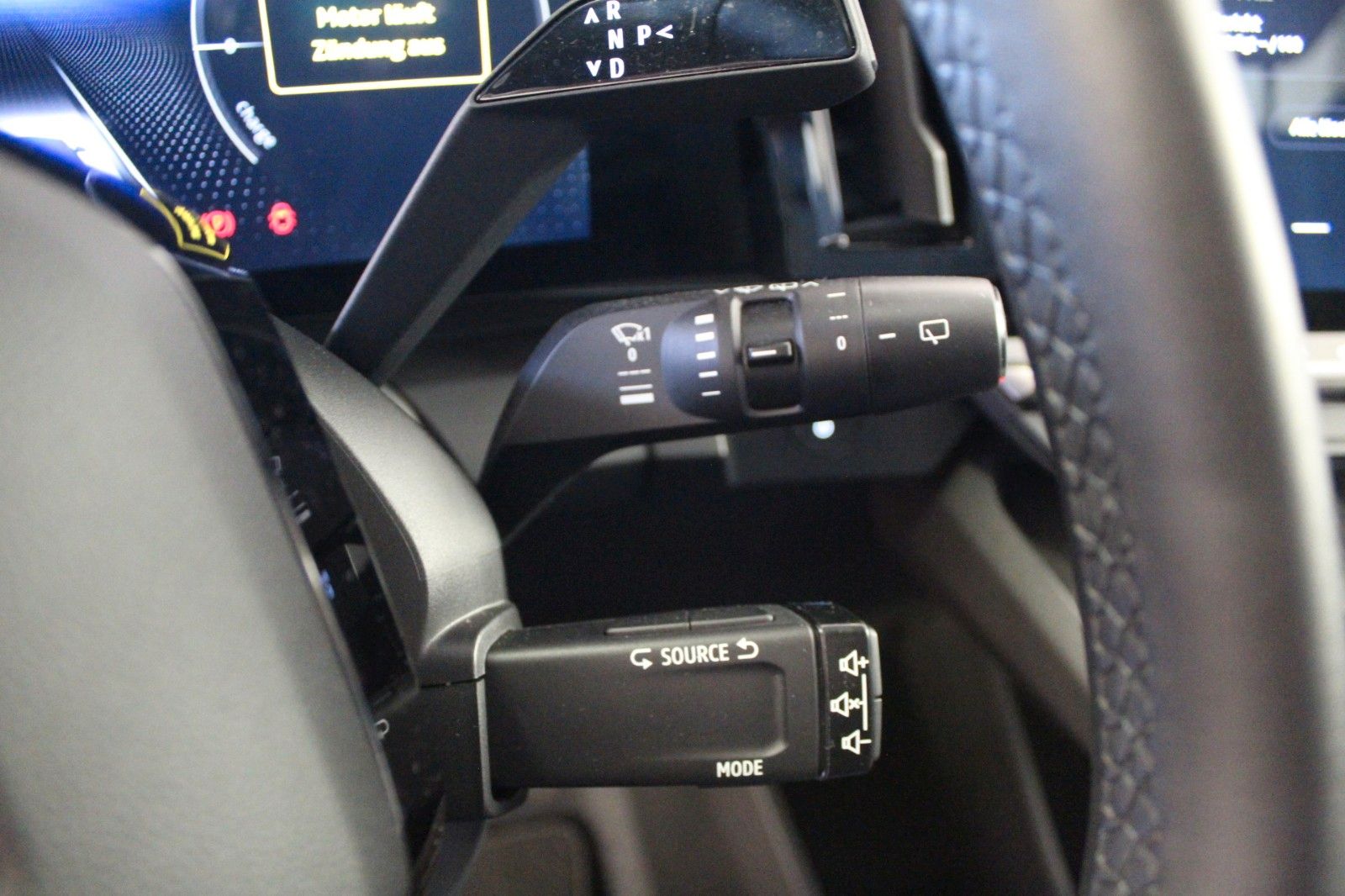 Fahrzeugabbildung Renault Megane E-Tech EV40 130hp Equilibre  Boost charge