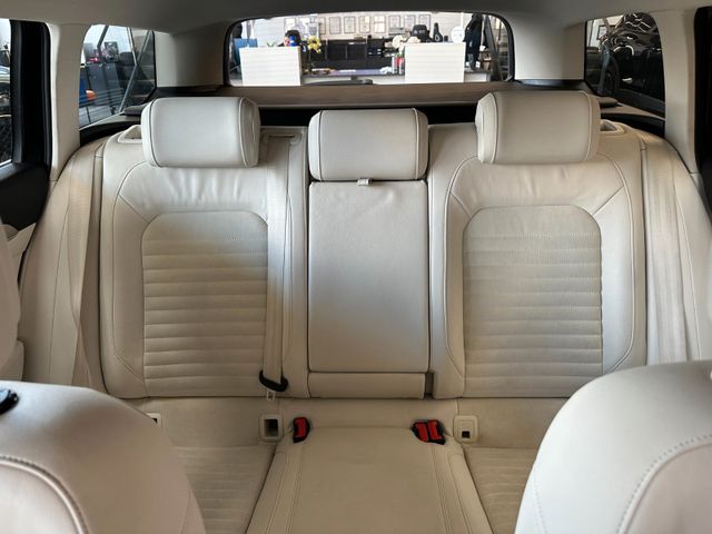 MYAUTOCENTER – Gebraucht- und Jahreswagen mit Werkstattservice in Pfaffenhofen Volkswagen Passat Highline *4Motion*Massage*AHK*LED*Keyless