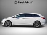 Hyundai i40 cw blue Trend 1.6 GDI LED Navi - Hyundai i40: Trend