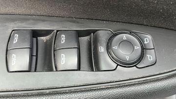 Opel Insignia - 11