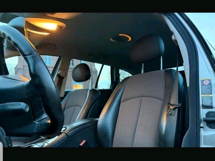 Mercedes-Benz  2004 — photo 5