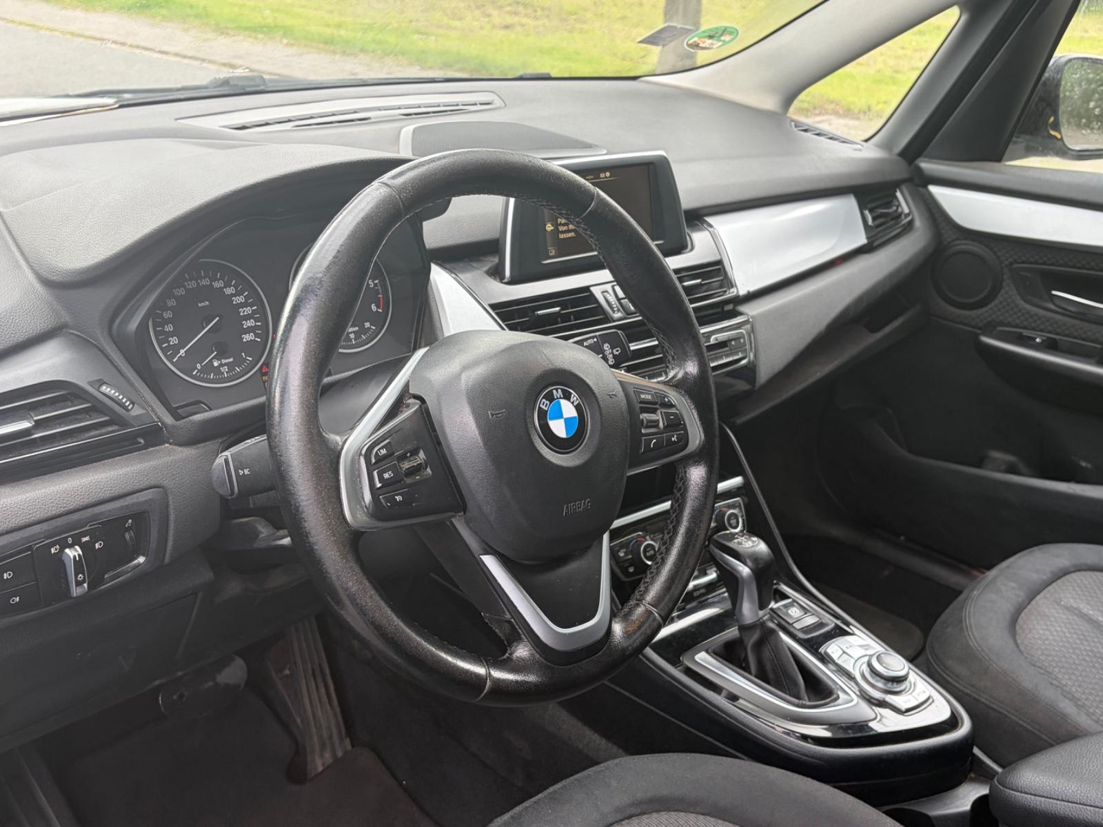 BMW 220 2015 — photo 10