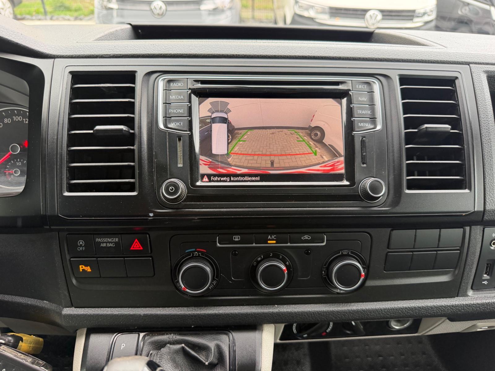Volkswagen T6 Transporter 2.0 ZDI Kombi lang DSG 8-Sitzer