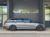 Mercedes-Benz E 63 S AMG 4Matic+ T ° 1. Hand°Mercedes Garantie - gebrauchte Mercedes-Benz E 63 AMG aus dem Jahr 2021