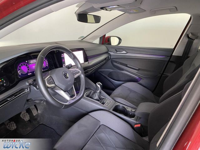 Golf VIII Variant 1.5 TSI Style NAVI KLIMA LED