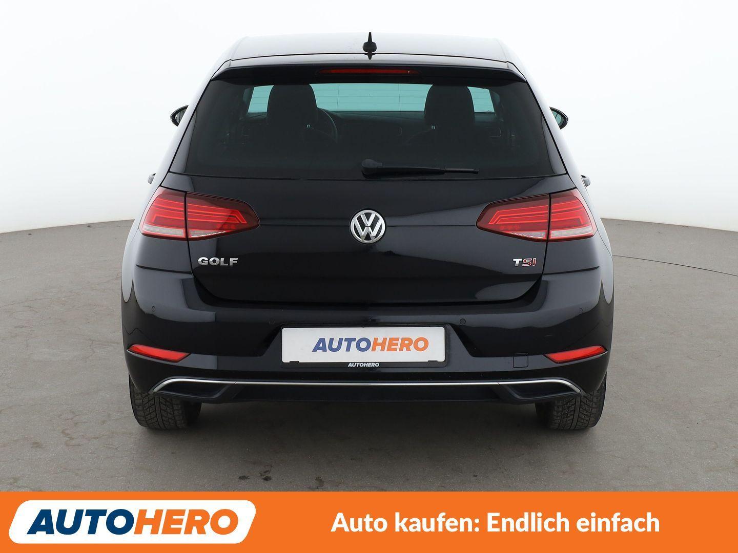 Volkswagen Golf VII 1.5 TSI ACT Sound*ACC*PDC*SHZ*