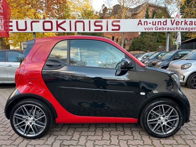 Smart fortwo BRABUS Xcl DCT*LEDER*NAVI*SHZ*JBL*KAM*