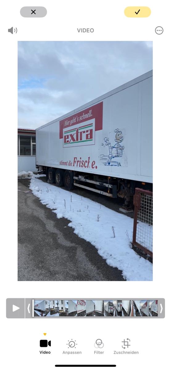 Schmitz Cargobull SKO 24 Thermoking Sl 200 e mit Ladebordwand