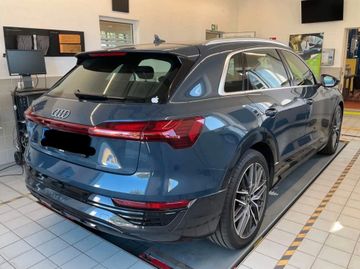 Audi Q8 e-tron - 4