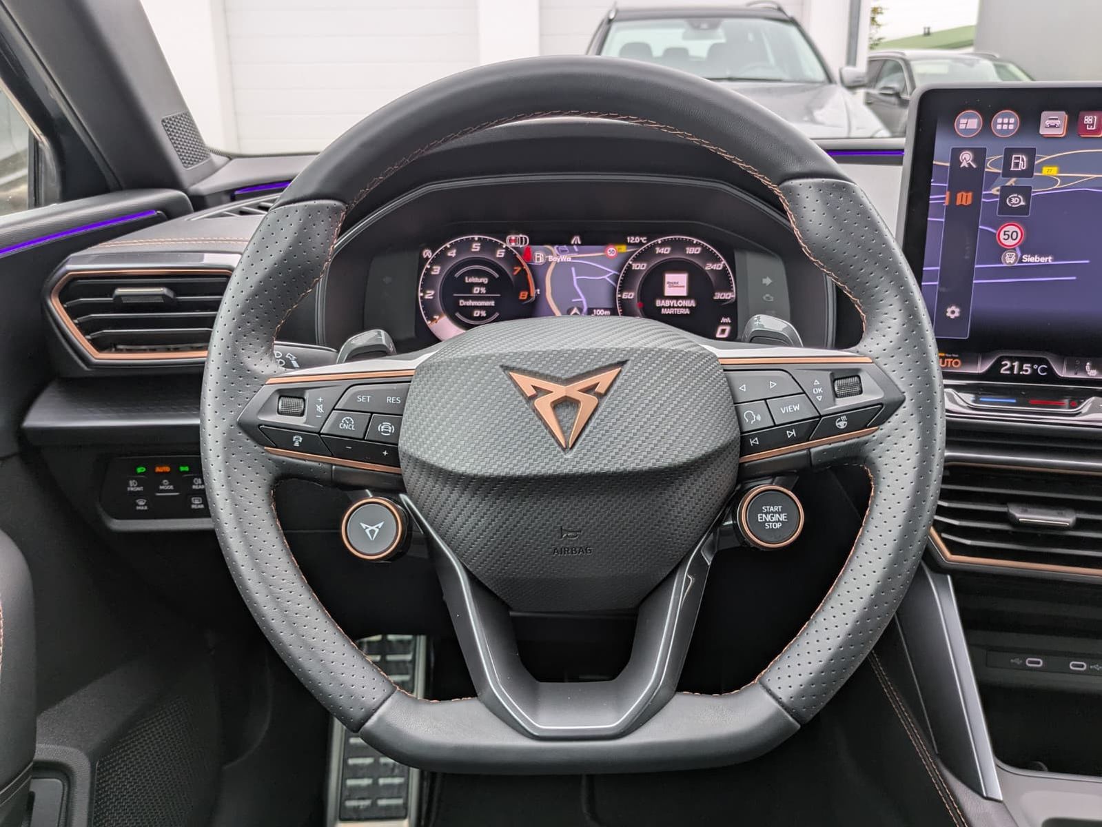 Fahrzeugabbildung CUPRA Leon 1.5 eTSI EDGE MATRIX*ACC*KAM*18"5JGARANTIE