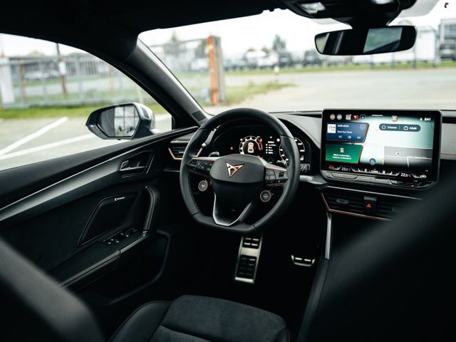 CUPRA Leon 2.0 TSI 221 kW VZ, Fahrassis-Pak. XL, ACC,