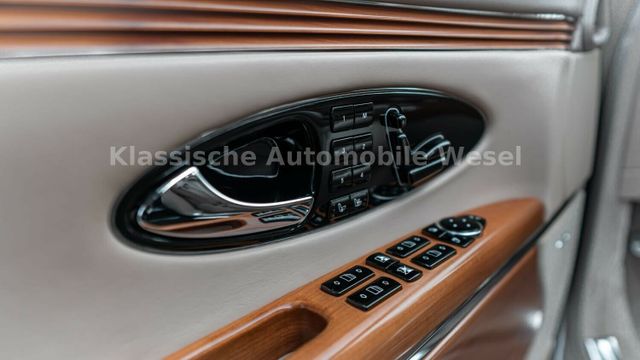 Fahrzeugabbildung Maybach 62 S/Black on beige/Full Options