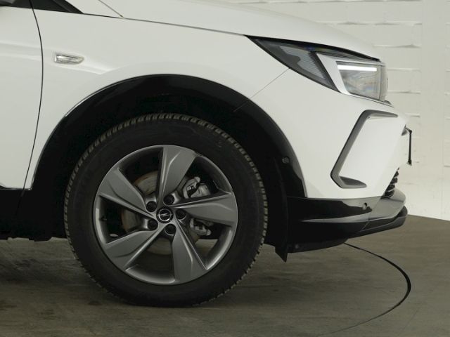 Grandland GS AT+LED LICHT+NAVI+360 GRAD KAMERA+S