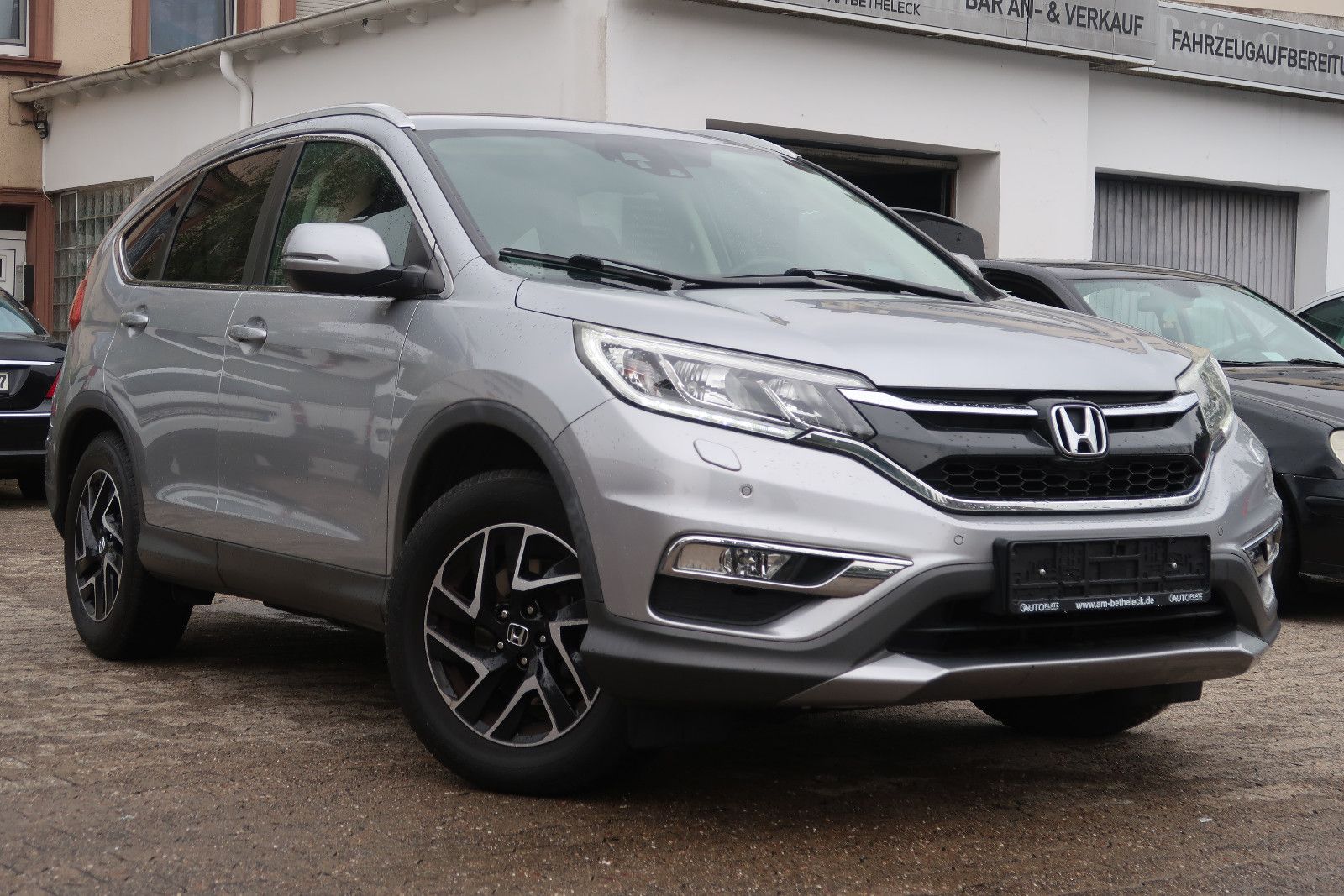 Honda CR-V - 1