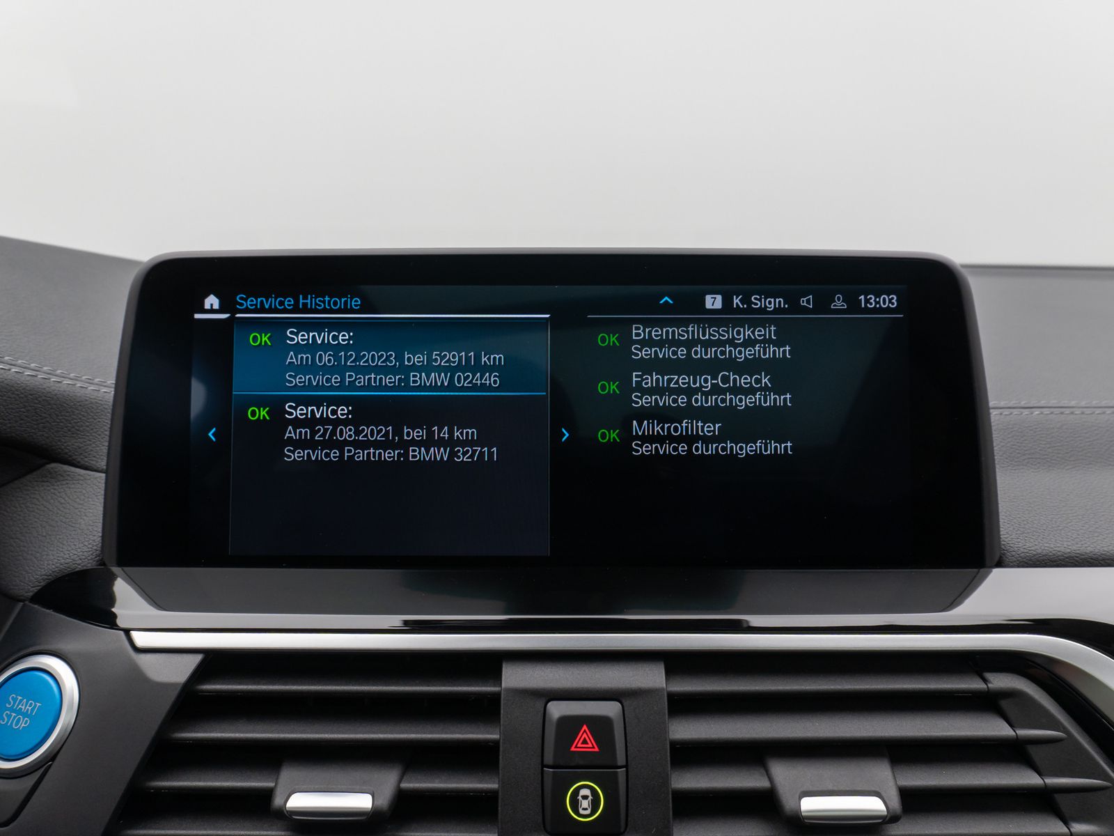 Fahrzeugabbildung BMW iX3 Impressive 360°HUD DAB H/K Komfort 20Zoll