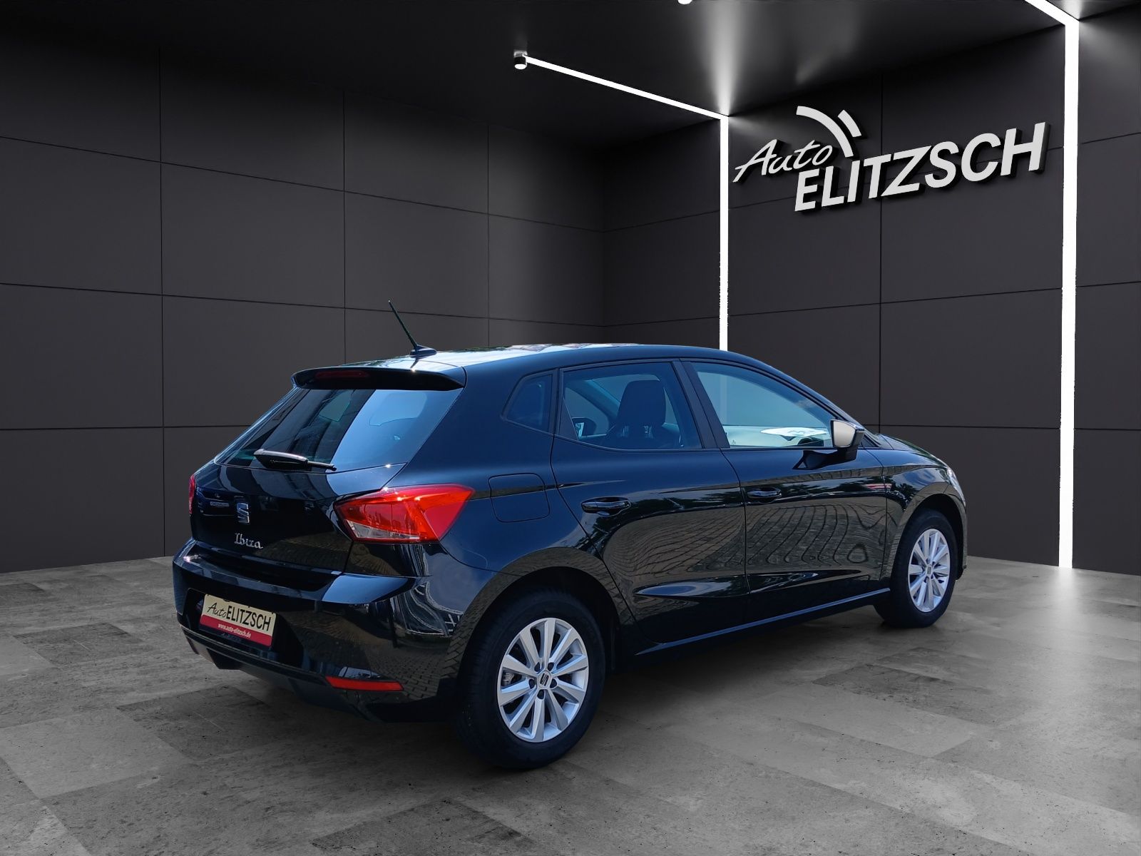 Fahrzeugabbildung SEAT Ibiza TSI Style DSG LED VC ACC RFK SHZ