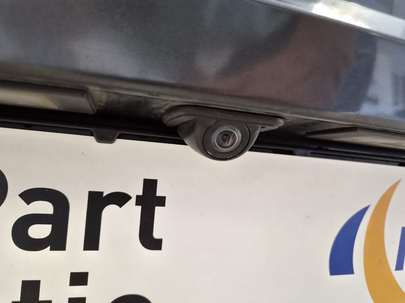 Fahrzeugabbildung BMW 120i Edition Sport Line Shadow/NAVI / AUTOMATIK