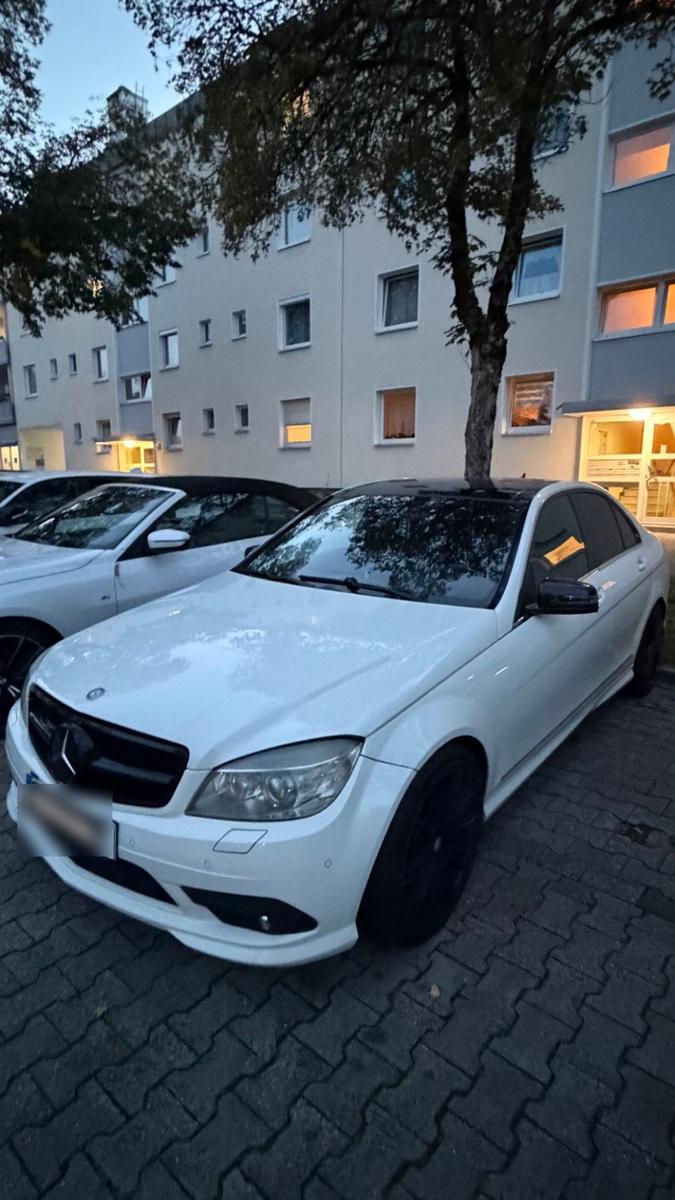 Mercedes-Benz C 300
