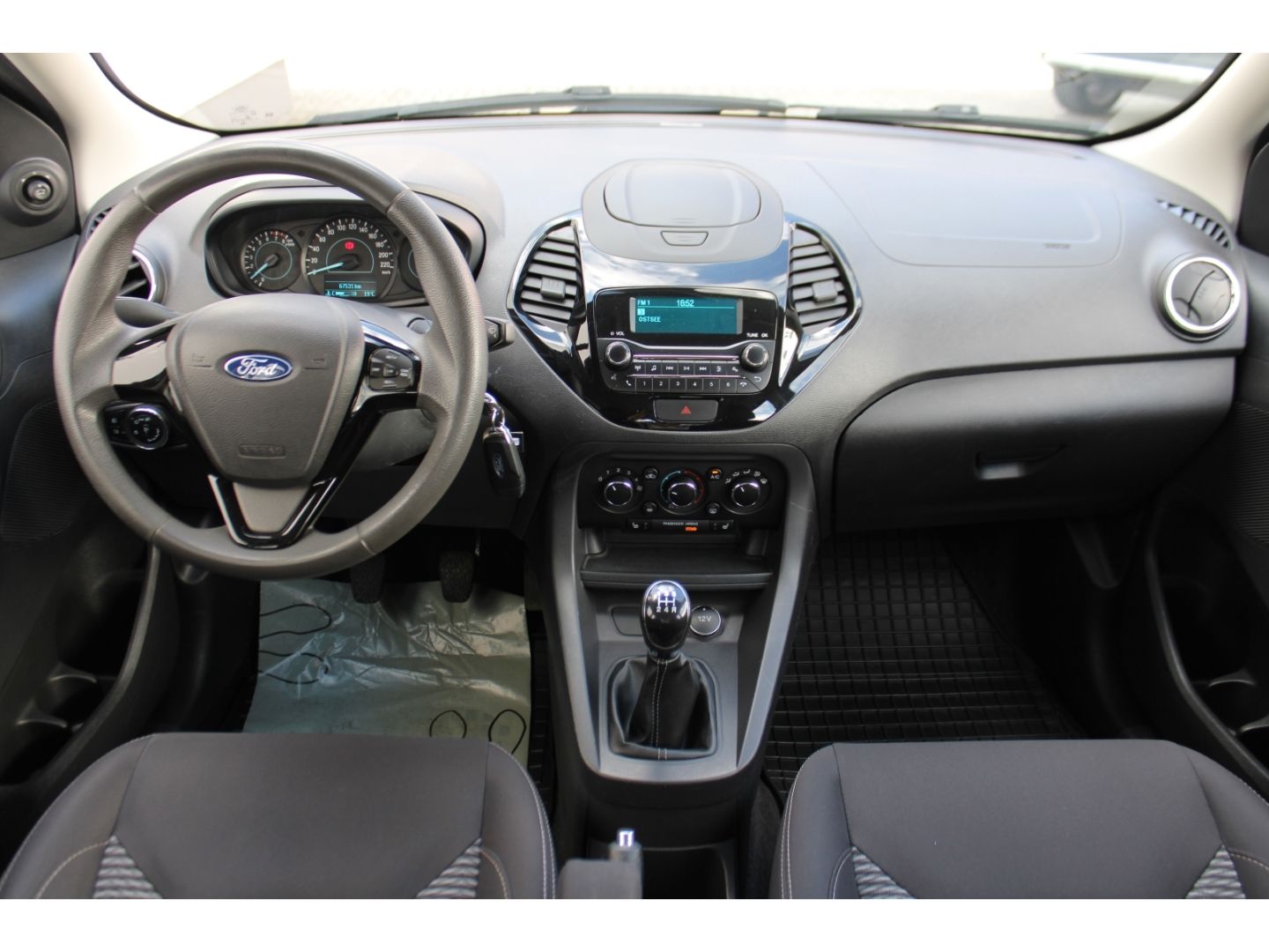 Fahrzeugabbildung Ford Ka + Cool&Connect 1.2Ti-VCT Klima WiPa Bluetooth