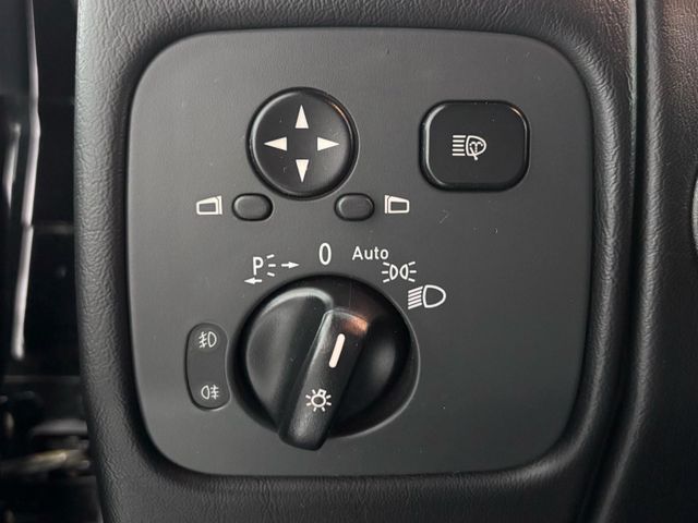Mercedes-Benz G 320