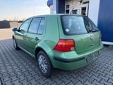 Volkswagen Golf 1.6**Automatik** 4 Türer** 151 tkm ! - Autos aus dem Jahr 1998