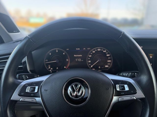 Touareg Elegance 4Motion 3.0 V6 TDI StandHZG AHK